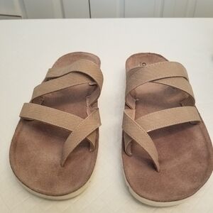 CLiffs by White Mountain sandals Size 8.5M Beigh